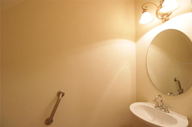 11685 NW 19TH PLACE, Gainesville, FL 32606