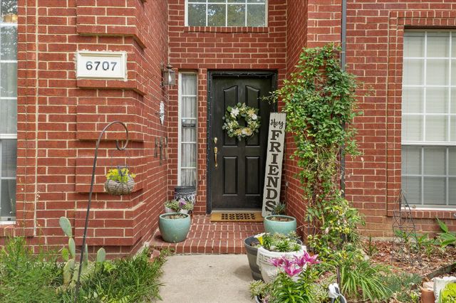 6707 Forest Park Drive, Arlington, TX 76001