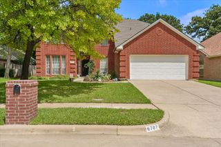 6707 Forest Park Drive, Arlington, TX 76001