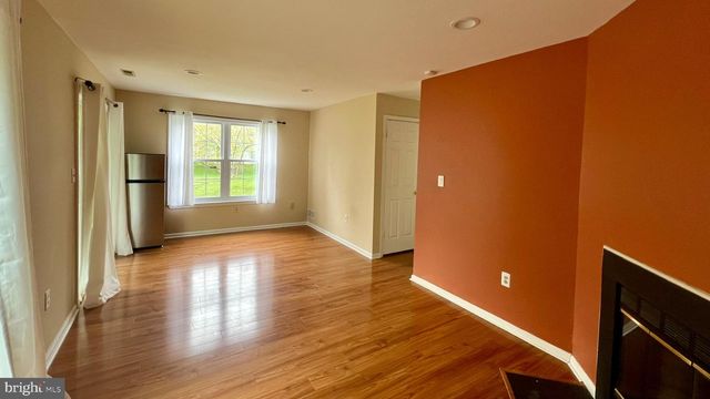 2 HALSTEAD PL, Princeton, NJ 08540