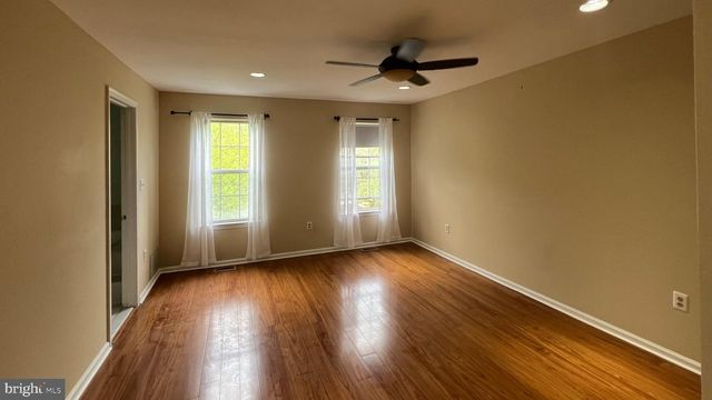 2 HALSTEAD PL, Princeton, NJ 08540
