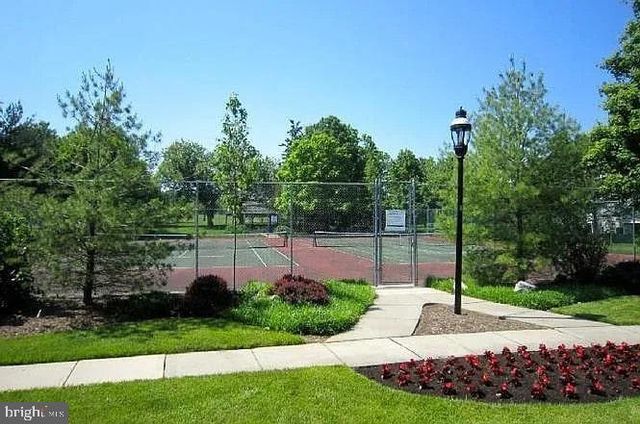 2 HALSTEAD PL, Princeton, NJ 08540