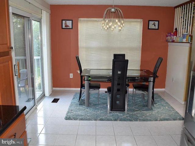 2 HALSTEAD PL, Princeton, NJ 08540