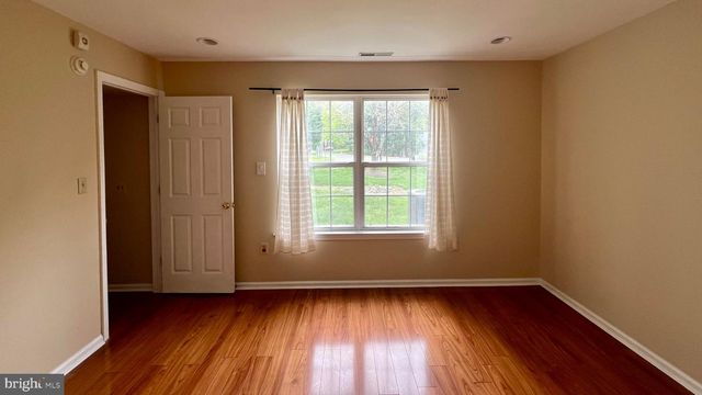 2 HALSTEAD PL, Princeton, NJ 08540