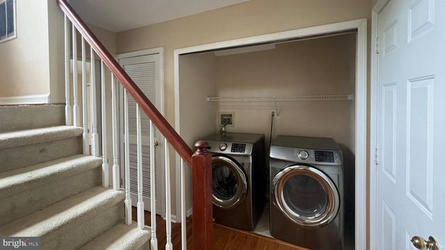 2 HALSTEAD PL, Princeton, NJ 08540
