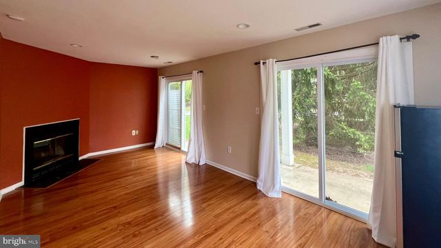 2 HALSTEAD PL, Princeton, NJ 08540