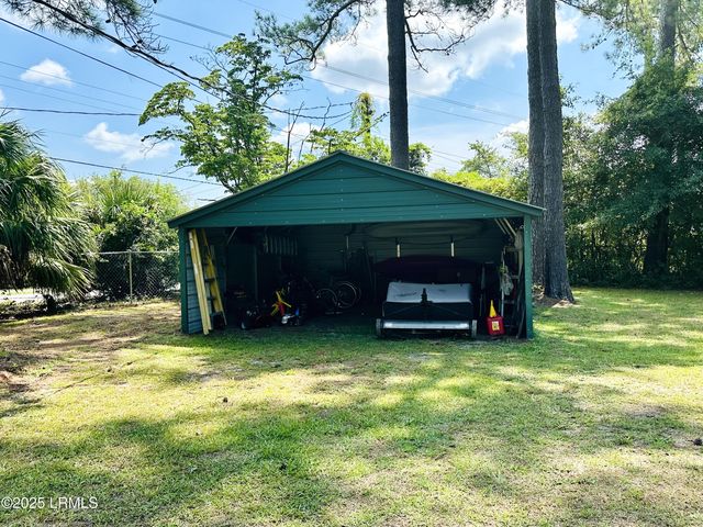 105 Harriett Street, Hampton, SC 29924