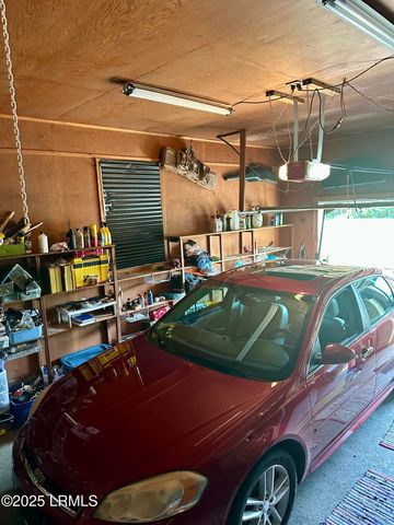 105 Harriett Street, Hampton, SC 29924