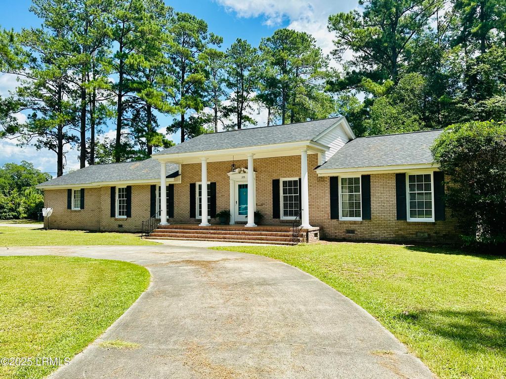 105 Harriett Street, Hampton, SC 29924