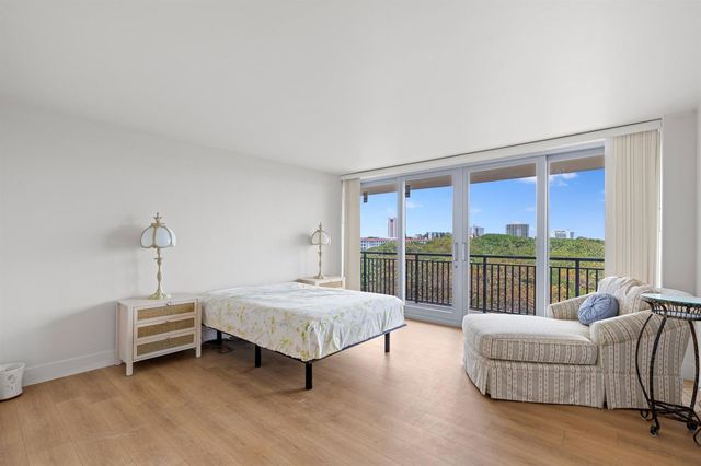 1180 S Ocean 4D, Boca Raton, FL 33432