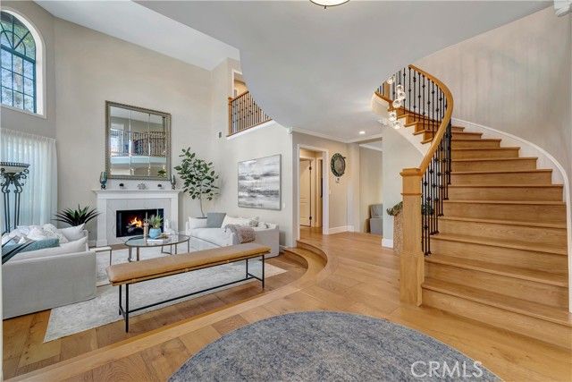 6095 Greenbrier Drive, Huntington Beach, CA 92648