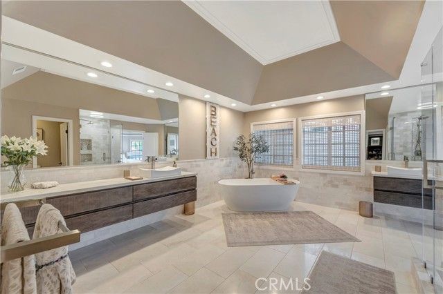 6095 Greenbrier Drive, Huntington Beach, CA 92648