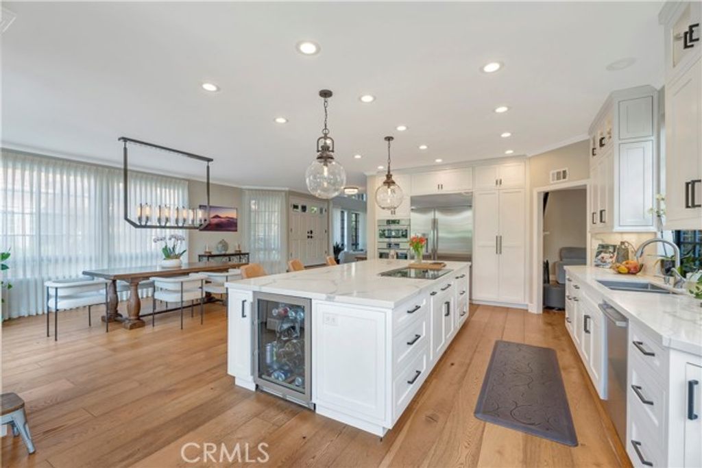 6095 Greenbrier Drive, Huntington Beach, CA 92648