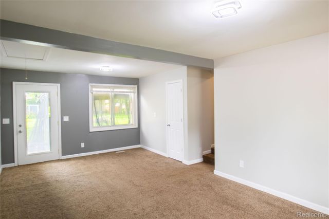 39751 Sylvia Street, Harrison Charter Township, MI 48045