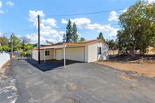 131 S Brandon Road, Fallbrook, CA 92028