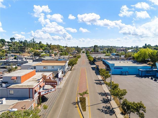 131 S Brandon Road, Fallbrook, CA 92028