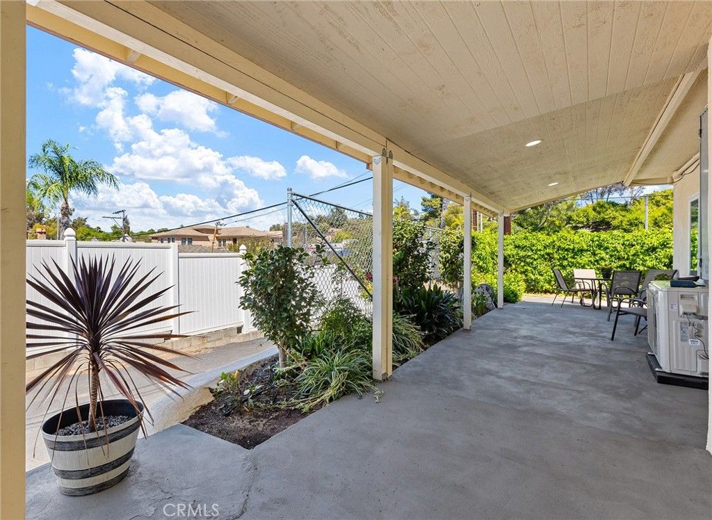 131 S Brandon Road, Fallbrook, CA 92028 — photo 4