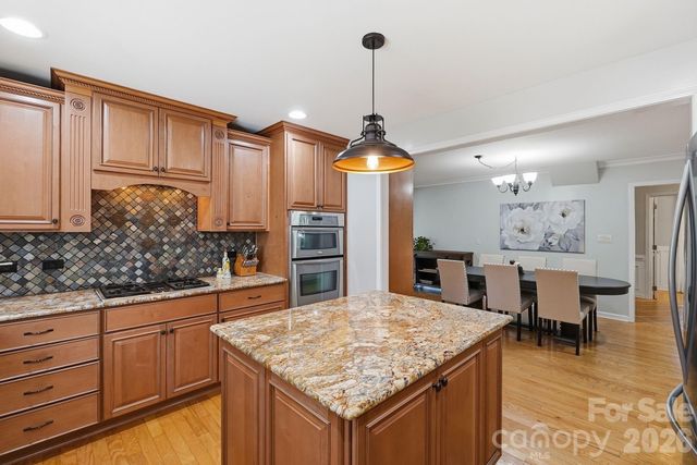 9200 Deer Spring Lane, Charlotte, NC 28210