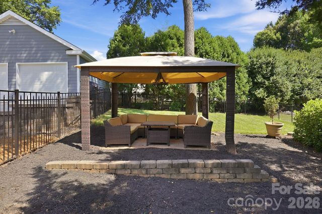 9200 Deer Spring Lane, Charlotte, NC 28210