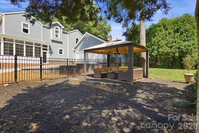 9200 Deer Spring Lane, Charlotte, NC 28210