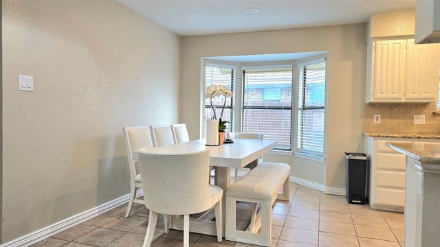6301 Lotus Drive, Arlington, TX 76001