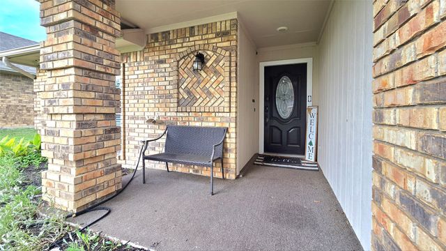 6301 Lotus Drive, Arlington, TX 76001