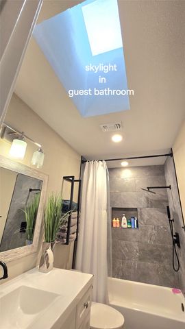 6301 Lotus Drive, Arlington, TX 76001