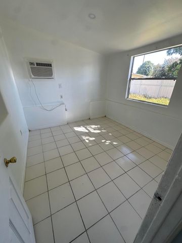 2024 Golfview Court, Fort Pierce, FL 34950