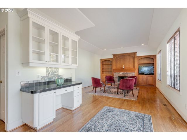 1134 Nw MAYFIELD Rd, Portland, OR 97229