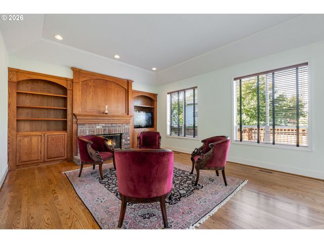 1134 Nw MAYFIELD Rd, Portland, OR 97229
