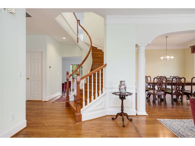 1134 Nw MAYFIELD Rd, Portland, OR 97229