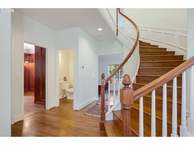 1134 Nw MAYFIELD Rd, Portland, OR 97229