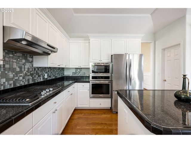 1134 Nw MAYFIELD Rd, Portland, OR 97229