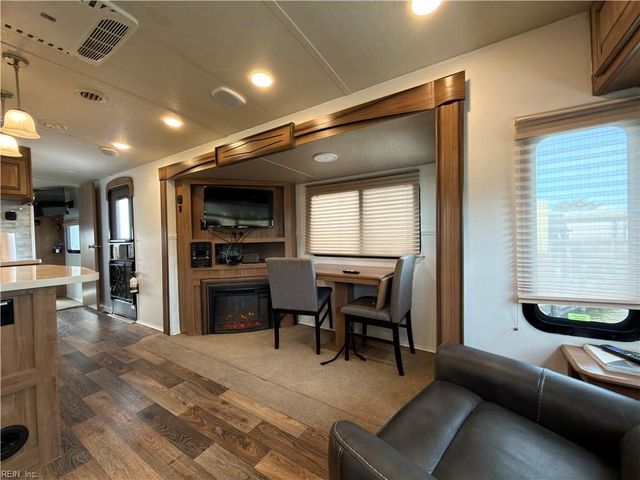 3665 Sandpiper RD # 158, Virginia Beach, VA 23456