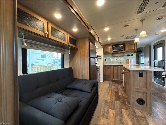 3665 Sandpiper RD # 158, Virginia Beach, VA 23456