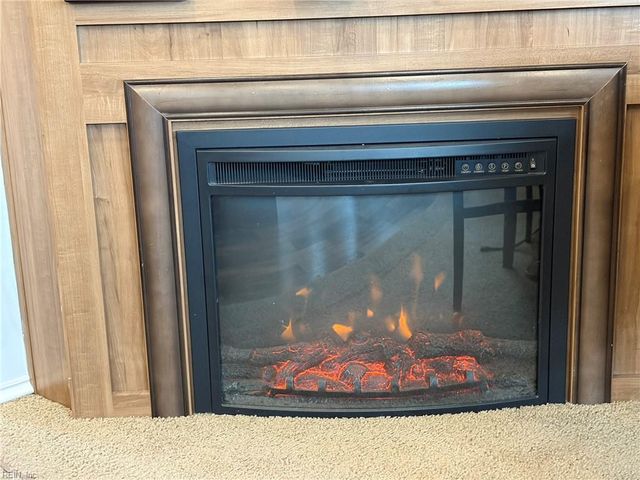 3665 Sandpiper RD # 158, Virginia Beach, VA 23456