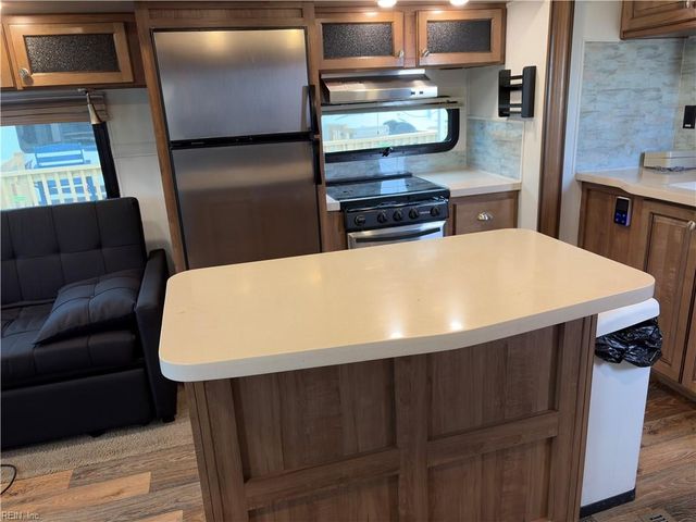 3665 Sandpiper RD # 158, Virginia Beach, VA 23456