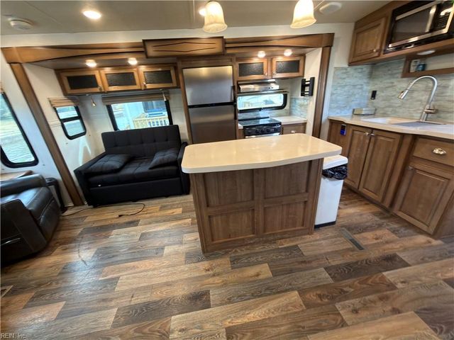 3665 Sandpiper RD # 158, Virginia Beach, VA 23456