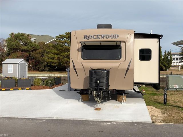 3665 Sandpiper RD # 158, Virginia Beach, VA 23456