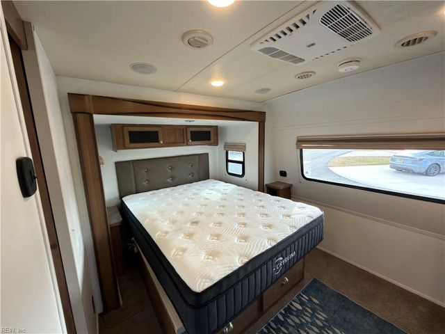 3665 Sandpiper RD # 158, Virginia Beach, VA 23456