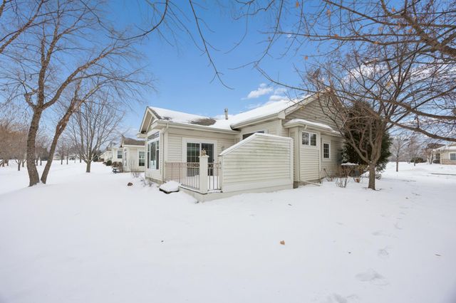 519 Holly Lane N, Oakdale, MN 55128