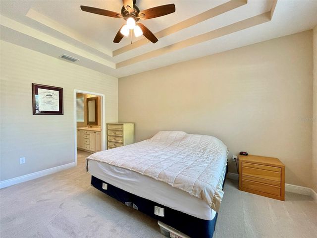 7215 S SHAMROCK ROAD, Tampa, FL 33616