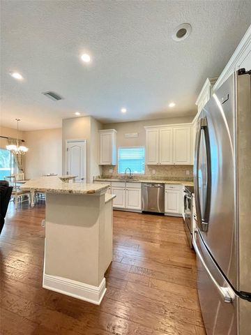 7215 S SHAMROCK ROAD, Tampa, FL 33616