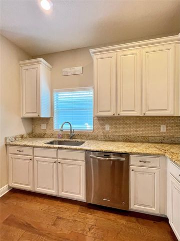 7215 S SHAMROCK ROAD, Tampa, FL 33616
