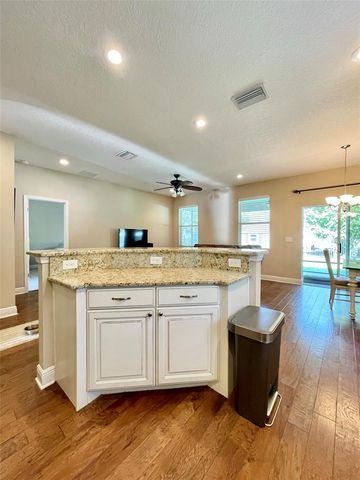 7215 S SHAMROCK ROAD, Tampa, FL 33616