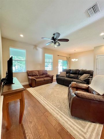 7215 S SHAMROCK ROAD, Tampa, FL 33616