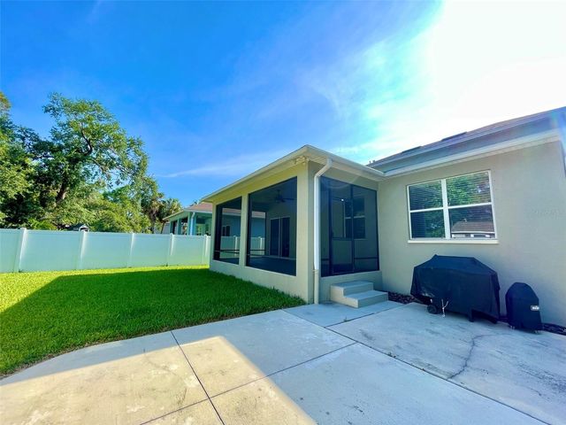 7215 S SHAMROCK ROAD, Tampa, FL 33616