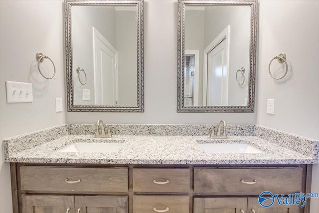 26470 Naomi Way, Athens, AL 35613