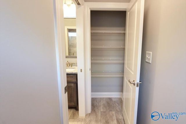 26470 Naomi Way, Athens, AL 35613