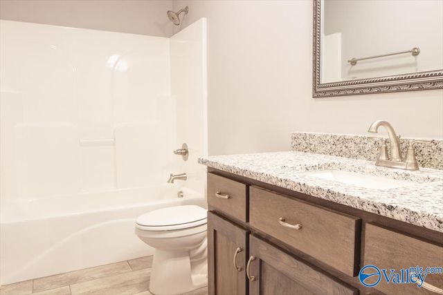 26470 Naomi Way, Athens, AL 35613